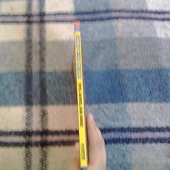 Guinness World Records Book - Picture 2 of 5